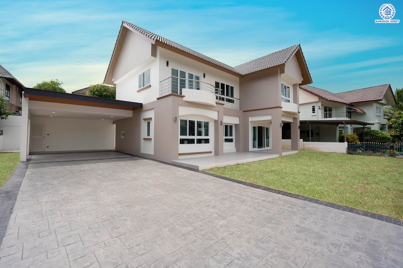 บ้านมือสองตกแต่งใหม่ ม.ศุภาลัย ออร์คิดปาร์ค1 บางแค ดีไซน์หรูหรา เนื้อที่ 117.7 ตร.ว. ฟังก์ชัน 4 ห้องนอน 4 ห้องน้ำ 1 ห้องแม่บ้าน จอดรถได้ 4 คัน บนทำเลเดินทางสะดวก เชื่อมต่อหลายเส้นทาง ใกล้เดอะมอลล์บางแค ทางด่วน "กาญจนาภิเษก" และรถไฟฟ้าสายสีน้ำเงิน "สถานีภาษีเจริญ"